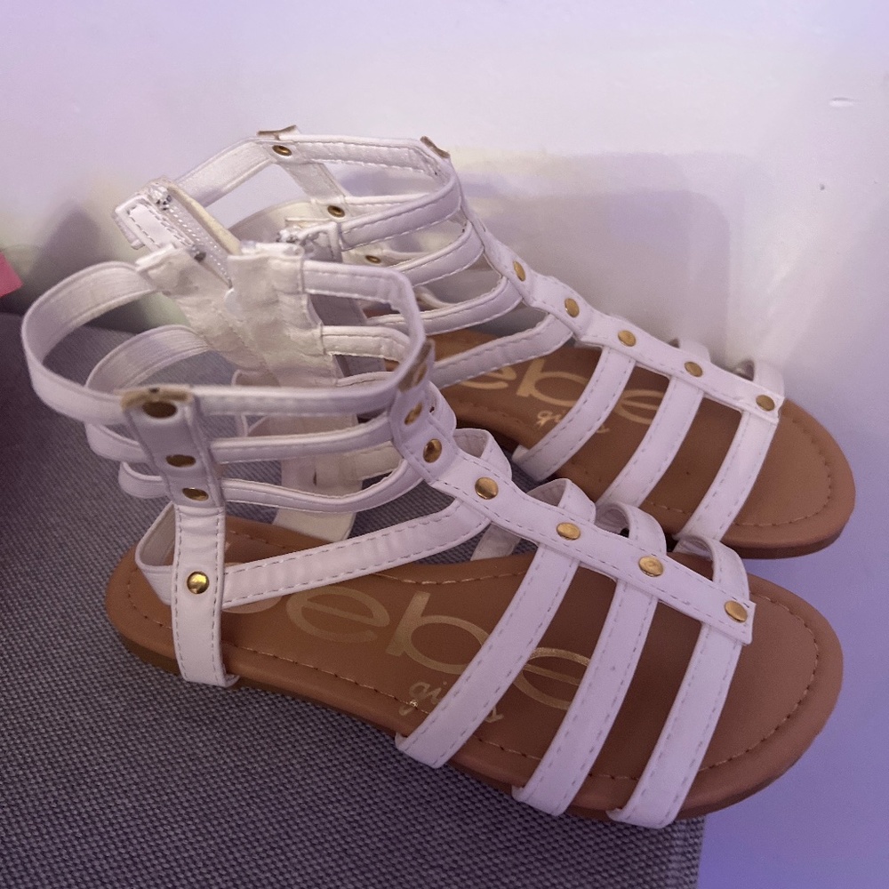 Girls gladiator sanda